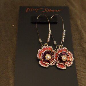Betsey Johnson red flower pendant earrings NEW